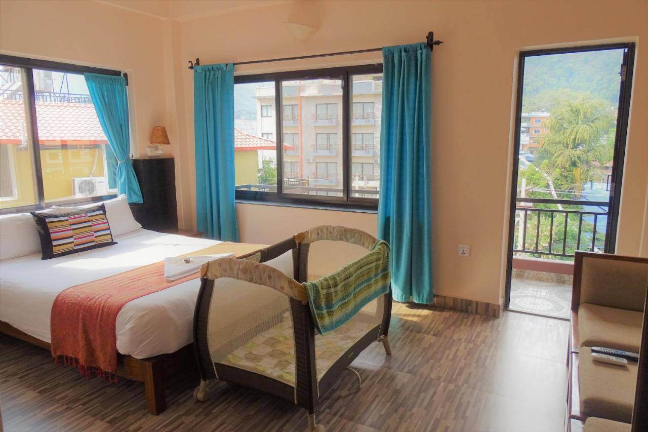 Hotel Karuna Похара Екстериор снимка