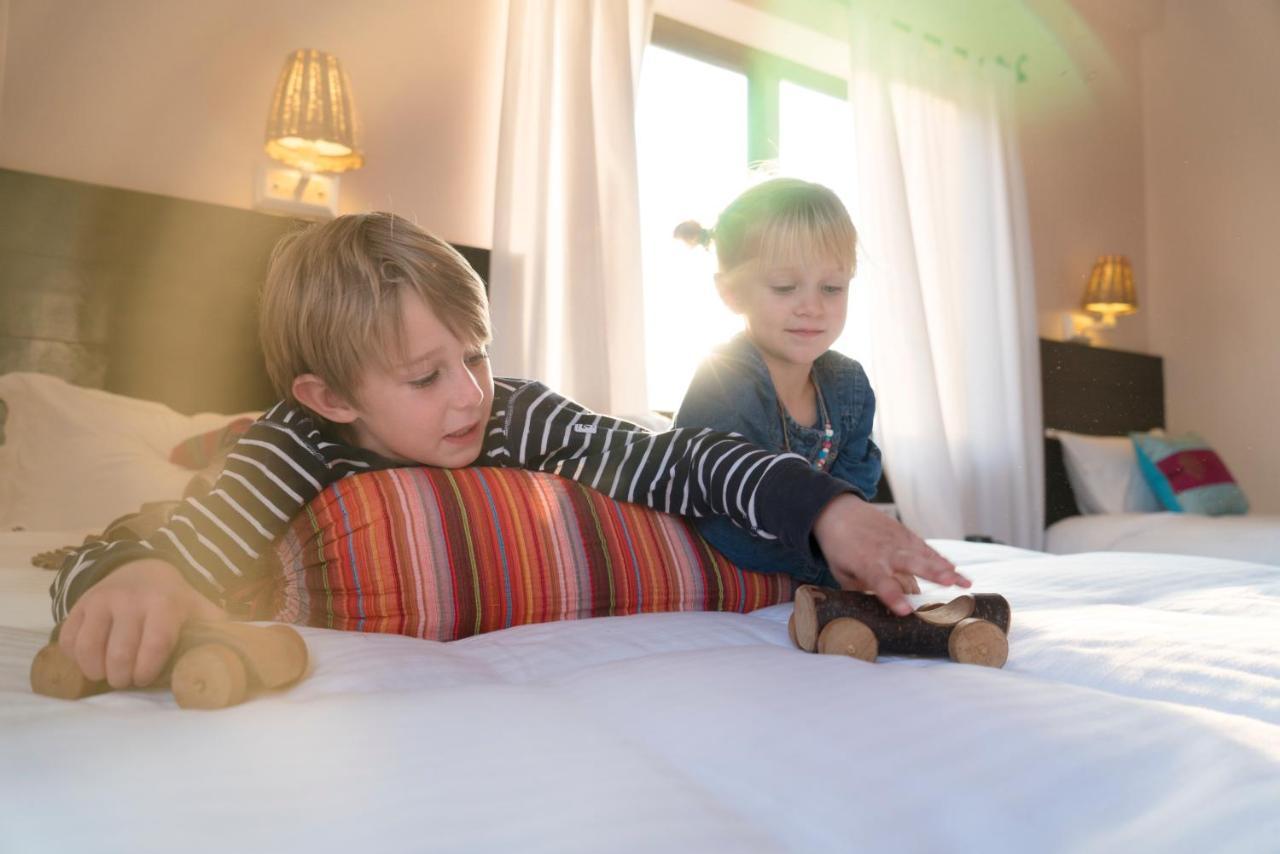 Hotel Karuna Похара Екстериор снимка